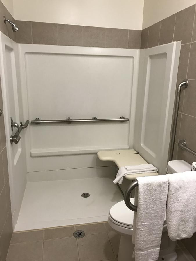 Waterbury Big Apple Motel Экстерьер фото